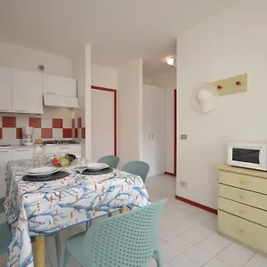 Urano Apartmán